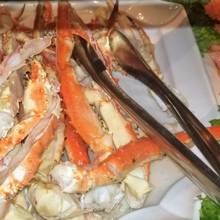 crab legs in the salad bar