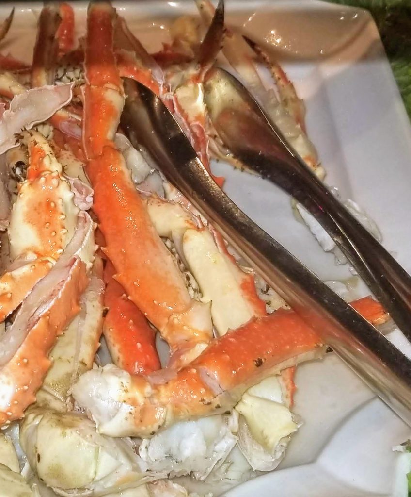crab legs in the salad bar