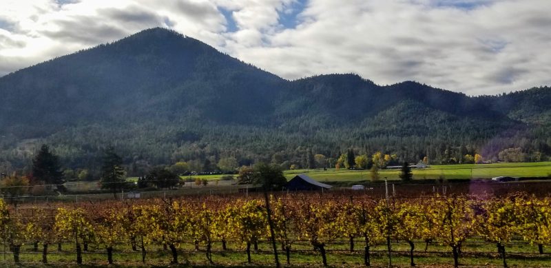 Applegate Valley Oregon in the fall