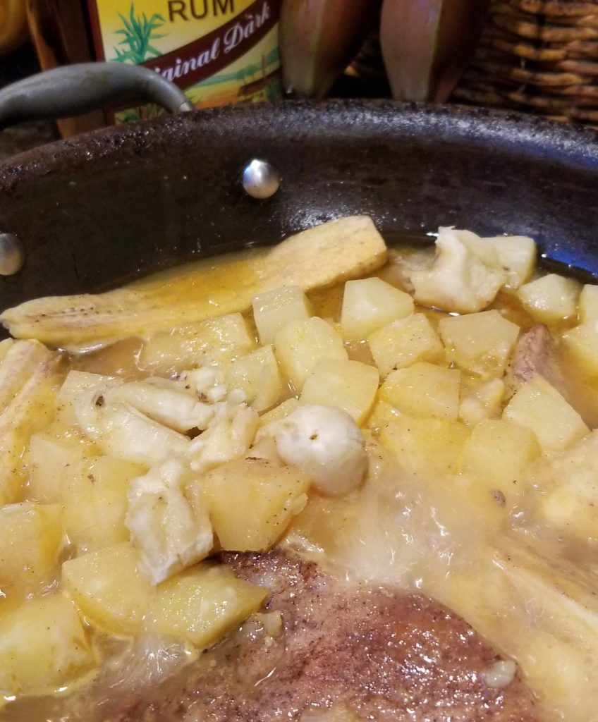 Pork chops in plantains