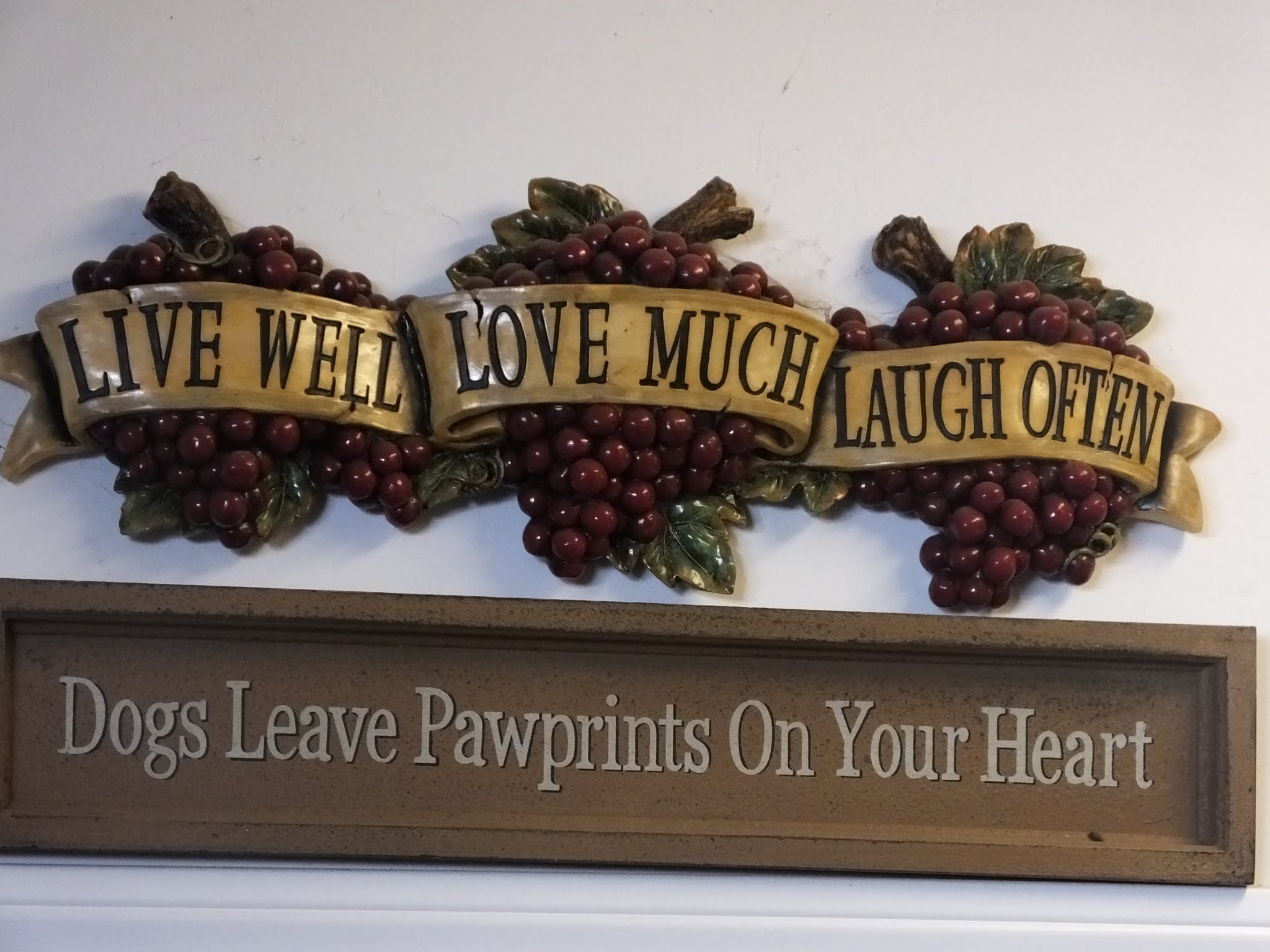 Woof n Rose Winery motto